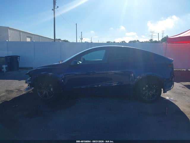 7SAYGAEE5RF129426 Tesla Model Y Long Range Dual Motor All-wheel Drive