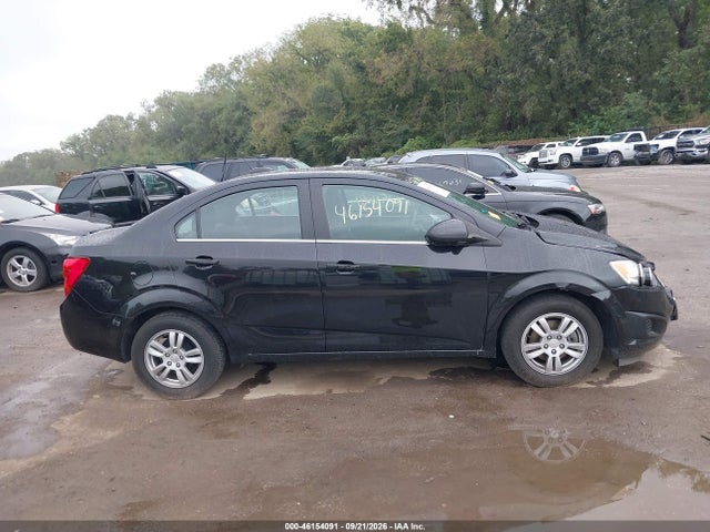 46154091 :رقم المزاد ، 1G1JC5SH8F4139248 vin ، 2015 Chevrolet Sonic Lt Auto مزاد بيع