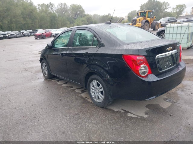 46154091 :رقم المزاد ، 1G1JC5SH8F4139248 vin ، 2015 Chevrolet Sonic Lt Auto مزاد بيع
