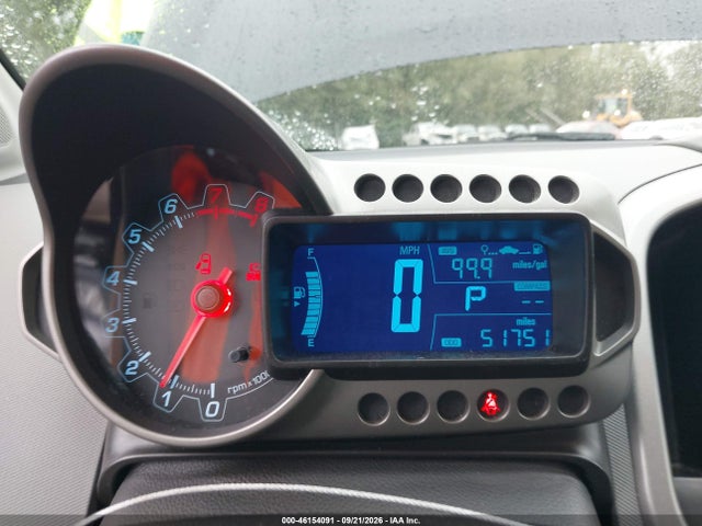 46154091 :رقم المزاد ، 1G1JC5SH8F4139248 vin ، 2015 Chevrolet Sonic Lt Auto مزاد بيع