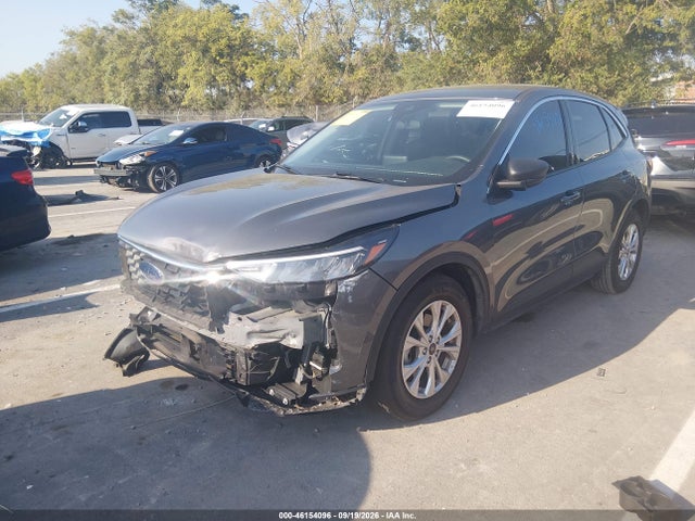 1FMCU0GN5PUB14819 Ford Escape Active