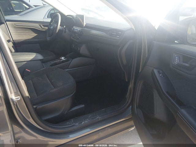 1FMCU0GN5PUB14819 Ford Escape Active