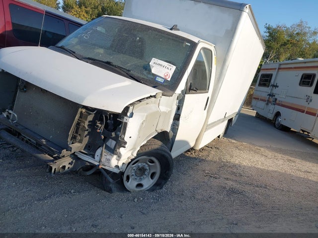 Chevrolet Express Cutaway Work Van 2025 1HA0GSF78SN003354 Image 2