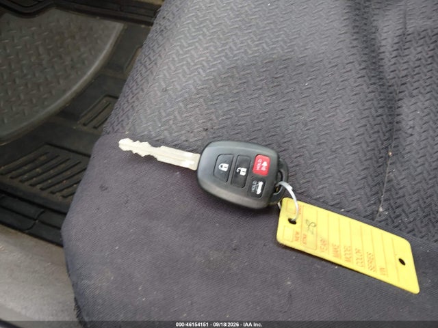 46154151 :رقم المزاد ، 4T1BF1FK1HU776868 vin ، 2017 Toyota Camry Le مزاد بيع