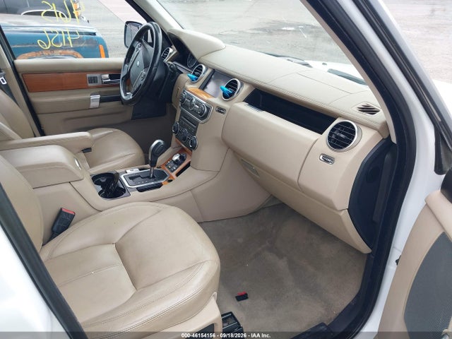 2011 Land Rover Lr4 მანქანა იყიდება აუქციონზე, vin: SALAK2D43BA565775, აუქციონის ნომერი: 46154156