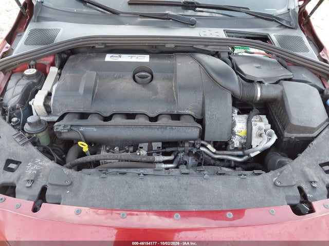 46154177 :رقم المزاد ، YV1902FH8C2142597 vin ، 2012 Volvo S60 T6/t6 R-design/t6 W/moonroof مزاد بيع