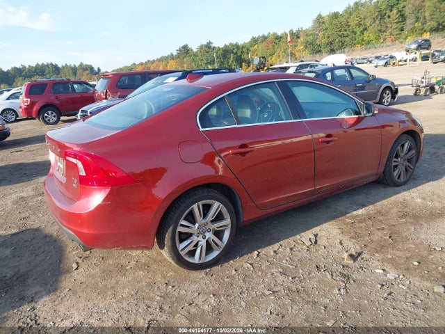 46154177 :رقم المزاد ، YV1902FH8C2142597 vin ، 2012 Volvo S60 T6/t6 R-design/t6 W/moonroof مزاد بيع