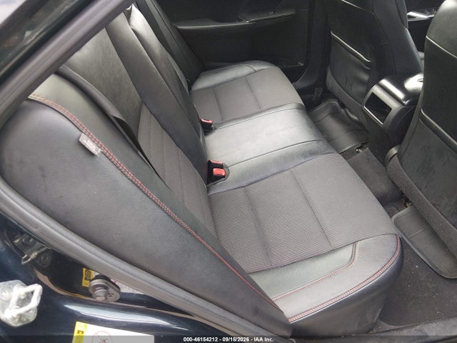46154212 :رقم المزاد ، 4T1BF1FK6HU431934 vin ، 2017 Toyota Camry Se مزاد بيع