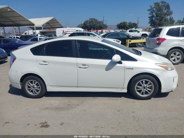 Toyota Prius Two 2015 JTDKN3DU3F0456768 Image 13