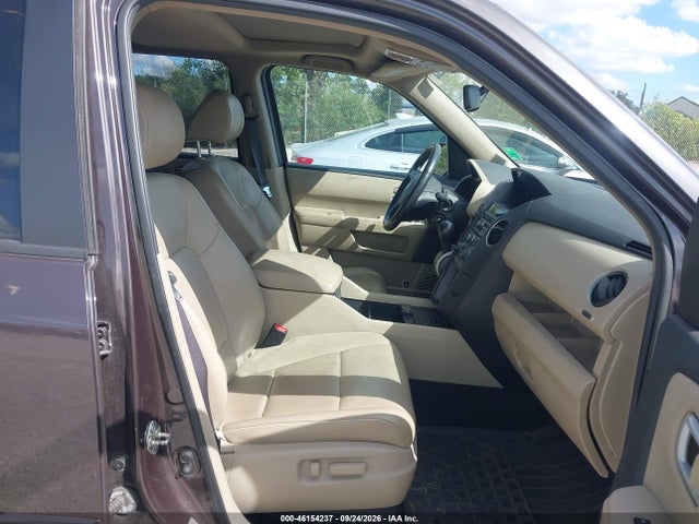 46154237 :رقم المزاد ، 5FNYF4H53EB031101 vin ، 2014 Honda Pilot Ex-l مزاد بيع