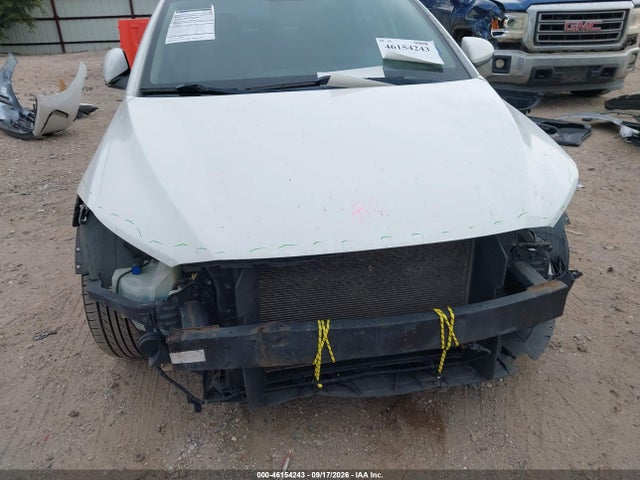 46154243 :رقم المزاد ، 5NPD84LF5JH278303 vin ، 2018 Hyundai Elantra Value Edition مزاد بيع