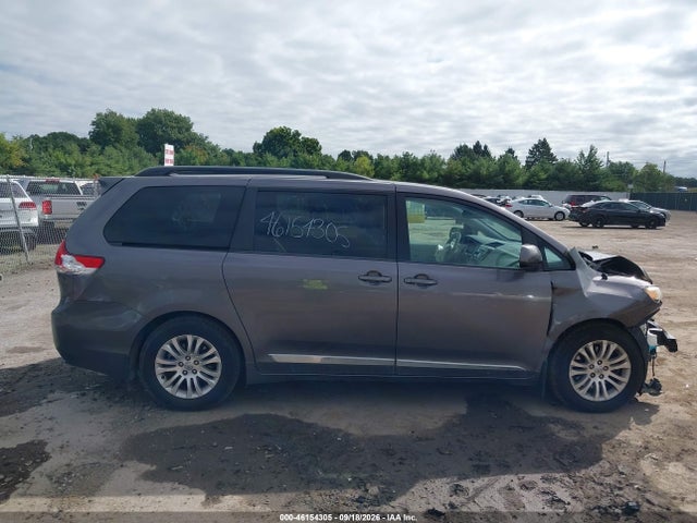 Продажа на аукционе авто 2014 Toyota Sienna Xle V6 8 Passenger, vin: 5TDYK3DC5ES518113, номер лота: 46154305