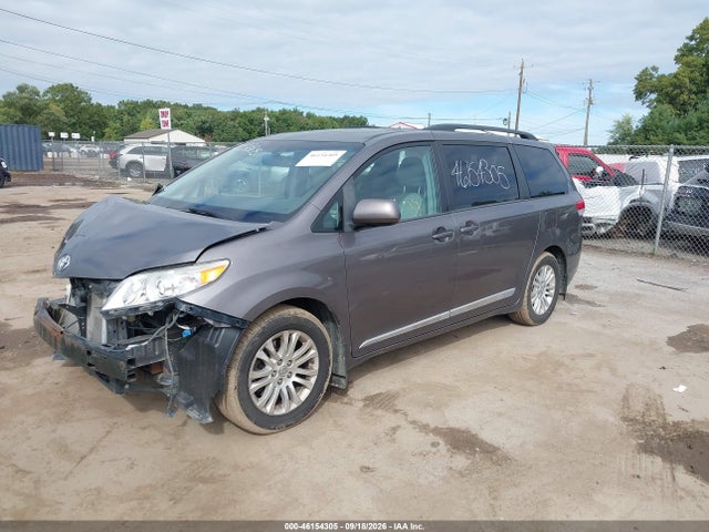 Продажа на аукционе авто 2014 Toyota Sienna Xle V6 8 Passenger, vin: 5TDYK3DC5ES518113, номер лота: 46154305