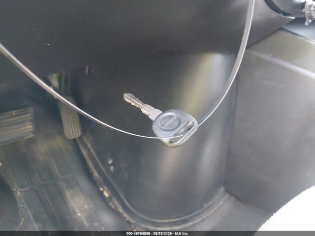 46154316 :رقم المزاد ، 1GCGG25V351266351 vin ، 2005 Chevrolet Express مزاد بيع