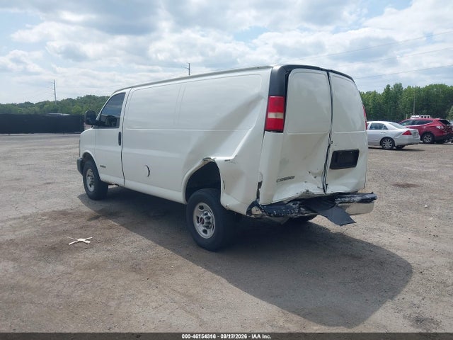 46154316 :رقم المزاد ، 1GCGG25V351266351 vin ، 2005 Chevrolet Express مزاد بيع