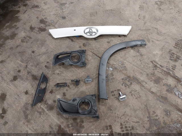 Продаж на аукціоні авто 2018 Toyota Highlander Xle, vin: 5TDJZRFH4JS823606, номер лоту: 46154335