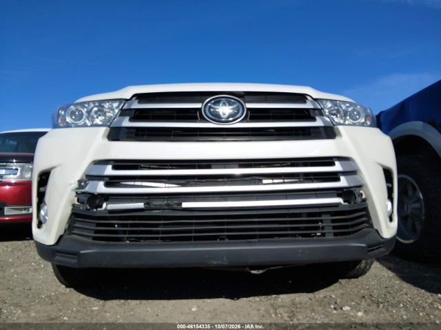 Продаж на аукціоні авто 2018 Toyota Highlander Xle, vin: 5TDJZRFH4JS823606, номер лоту: 46154335