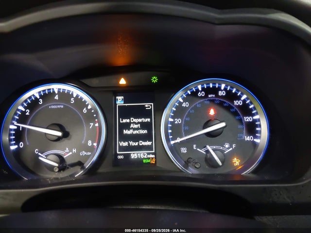 Продаж на аукціоні авто 2018 Toyota Highlander Xle, vin: 5TDJZRFH4JS823606, номер лоту: 46154335