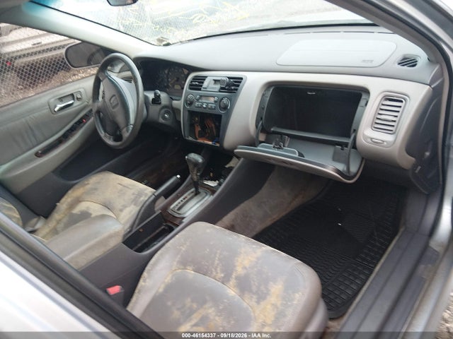 2002 Honda Accord 3.0 Ex მანქანა იყიდება აუქციონზე, vin: 1HGCG16552A065684, აუქციონის ნომერი: 46154337