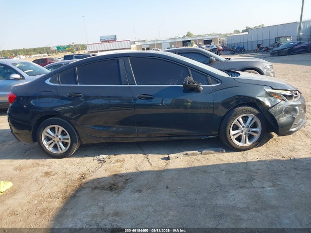 46154400 :رقم المزاد ، 1G1BE5SM2J7158400 vin ، 2018 Chevrolet Cruze Lt Auto مزاد بيع