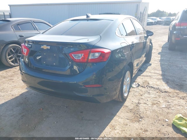 46154400 :رقم المزاد ، 1G1BE5SM2J7158400 vin ، 2018 Chevrolet Cruze Lt Auto مزاد بيع