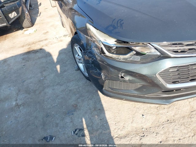 46154400 :رقم المزاد ، 1G1BE5SM2J7158400 vin ، 2018 Chevrolet Cruze Lt Auto مزاد بيع