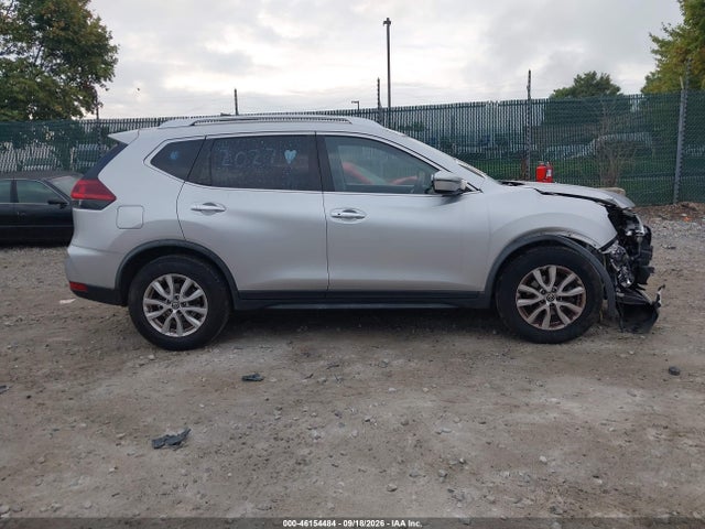 2020 Nissan Rogue Sv Fwd მანქანა იყიდება აუქციონზე, vin: JN8AT2MT1LW009744, აუქციონის ნომერი: 46154484