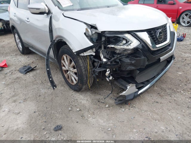2020 Nissan Rogue Sv Fwd მანქანა იყიდება აუქციონზე, vin: JN8AT2MT1LW009744, აუქციონის ნომერი: 46154484