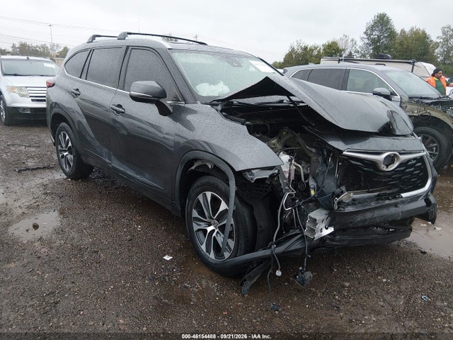 2020 Toyota Highlander Xle მანქანა იყიდება აუქციონზე, vin: 5TDGZRAH3LS003490, აუქციონის ნომერი: 46154488