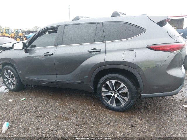 Продаж на аукціоні авто 2020 Toyota Highlander Xle, vin: 5TDGZRAH3LS003490, номер лоту: 46154488