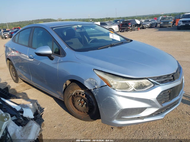 46154490 :رقم المزاد ، 1G1BC5SM5H7220615 vin ، 2017 Chevrolet Cruze Ls Auto مزاد بيع