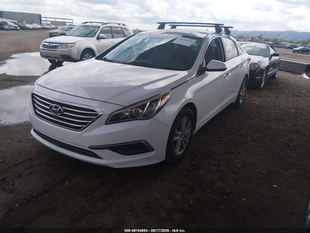Hyundai SONATA SE 2017 5NPE24AF3HH437208 Image 2