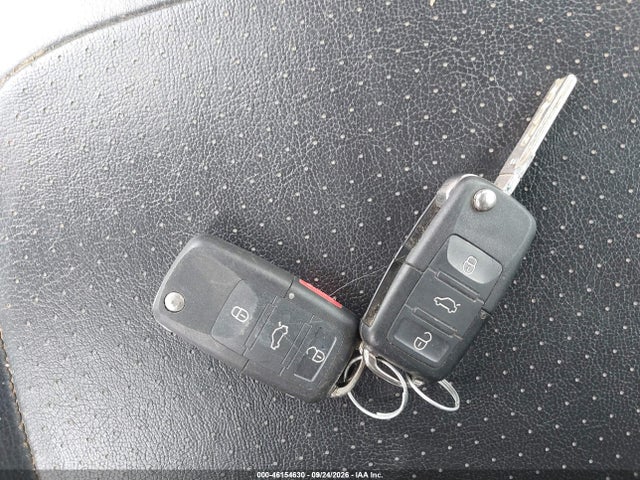 46154630 :رقم المزاد ، 3VWCK21YX3M302885 vin ، 2003 Volkswagen New Beetle Gls مزاد بيع