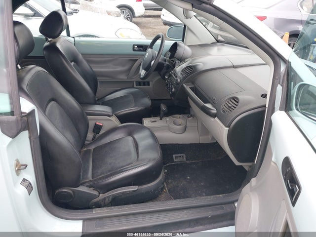46154630 :رقم المزاد ، 3VWCK21YX3M302885 vin ، 2003 Volkswagen New Beetle Gls مزاد بيع