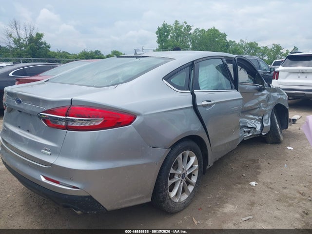 46154658 :رقم المزاد ، 3FA6P0HDXLR261983 vin ، 2020 Ford Fusion Se مزاد بيع