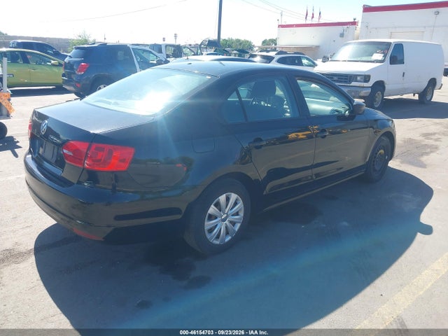 46154703 :رقم المزاد ، 3VW2K7AJ5CM414084 vin ، 2012 Volkswagen Jetta 2.0l S مزاد بيع