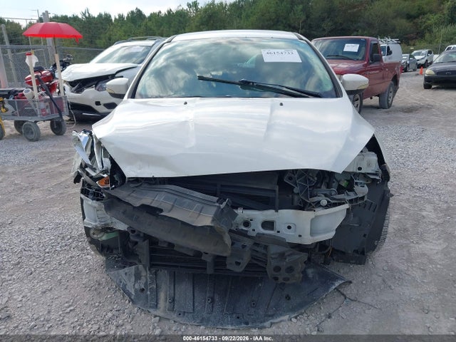 46154733 :رقم المزاد ، 1FADP3N23GL307945 vin ، 2016 Ford Focus Titanium مزاد بيع