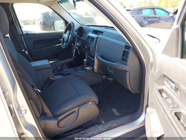 46154734 :رقم المزاد ، 1J4PN2GK7BW523786 vin ، 2011 Jeep Liberty Sport مزاد بيع