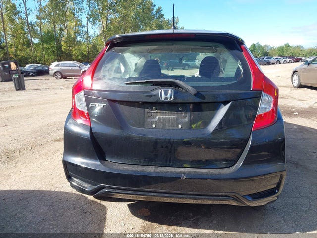 46154750 :رقم المزاد ، 3HGGK5H45KM741842 vin ، 2019 Honda Fit Lx مزاد بيع
