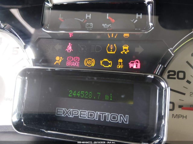 Ford Expedition Xlt 2014 1FMJU1J55EEF56691 Image 15