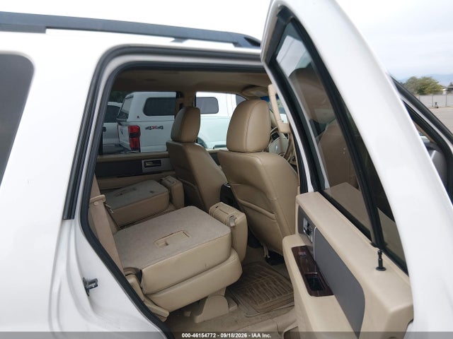 Ford Expedition Xlt 2014 1FMJU1J55EEF56691 Image 8