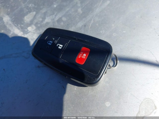 2T3RWRFV8MW116819 Toyota Rav4 Hybrid Xle