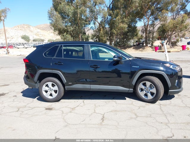 2T3RWRFV8MW116819 Toyota Rav4 Hybrid Xle