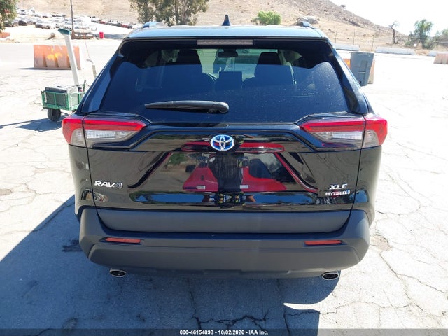 2T3RWRFV8MW116819 Toyota Rav4 Hybrid Xle