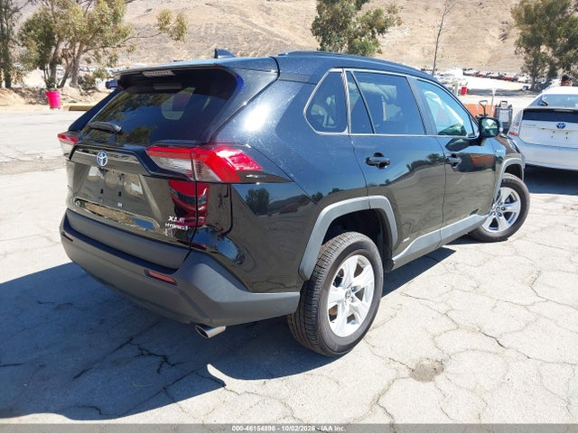 2T3RWRFV8MW116819 Toyota Rav4 Hybrid Xle