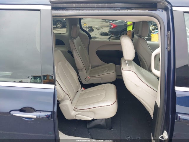 Продаж на аукціоні авто 2017 Chrysler Pacifica Limited, vin: 2C4RC1GG9HR689254, номер лоту: 46154922
