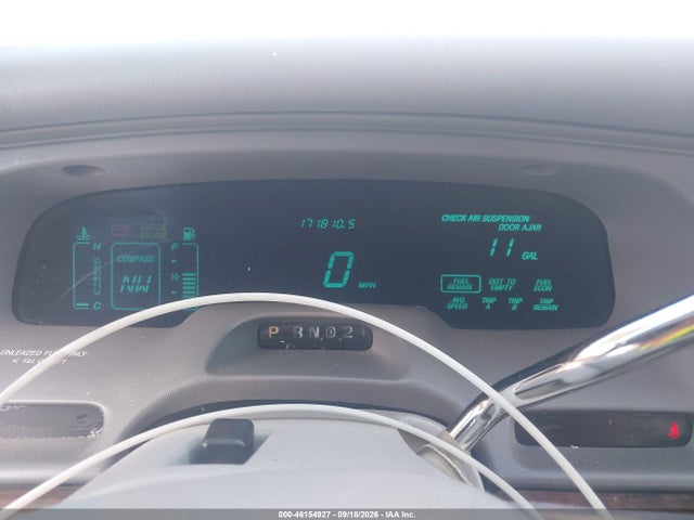 46154927 :رقم المزاد ، 1LNLM82W1TY721480 vin ، 1996 Lincoln Town Car Sgn/dmnd Anv/cypress/jn مزاد بيع