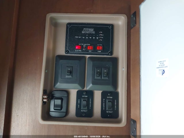 2015 Jayco Eagle 34.5 Bhts მანქანა იყიდება აუქციონზე, vin: 1UJCJ0BU6F1PL0105, აუქციონის ნომერი: 46154949