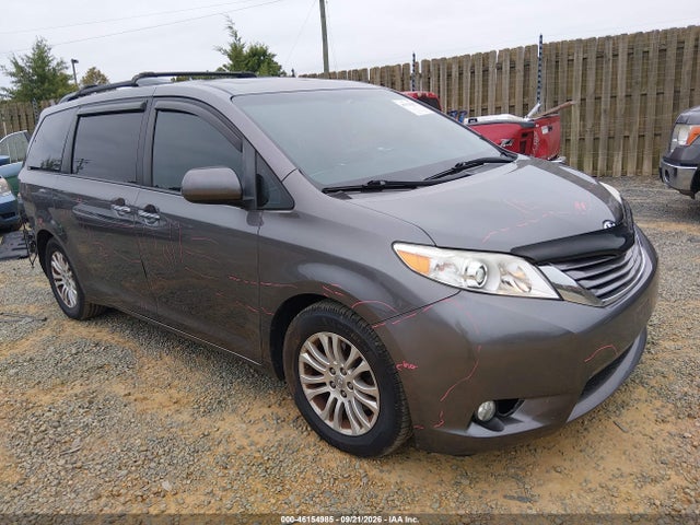 Продажа на аукционе авто 2017 Toyota Sienna Xle 8 Passenger, vin: 5TDYZ3DC2HS855659, номер лота: 46154985
