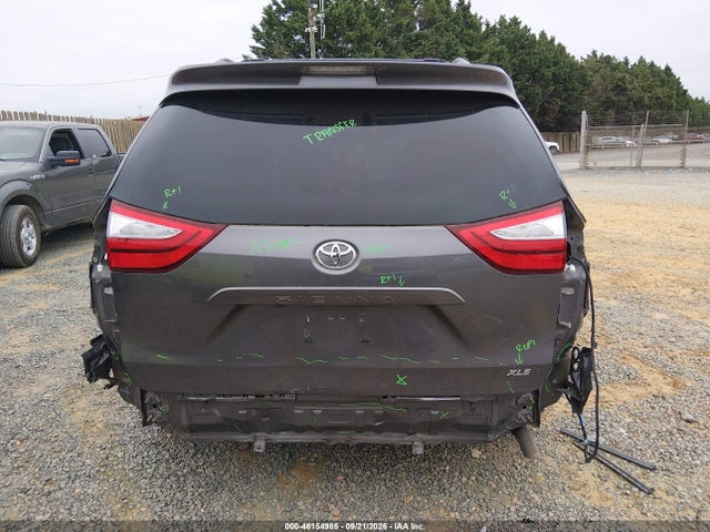 Продажа на аукционе авто 2017 Toyota Sienna Xle 8 Passenger, vin: 5TDYZ3DC2HS855659, номер лота: 46154985